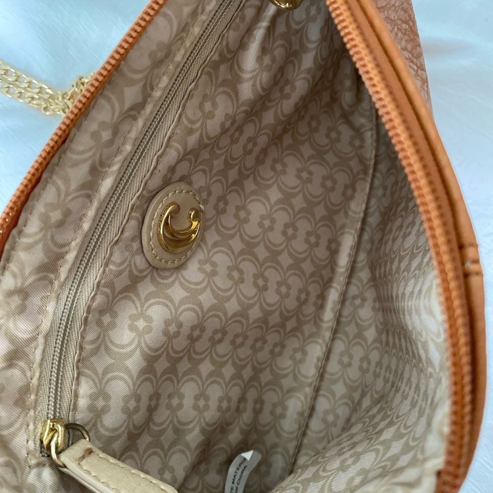 Charming Charlie wristlet crossbody CLOSET CLEAR OUT - Picture 4 of 6